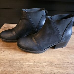 Sorel Black Ankle Boots